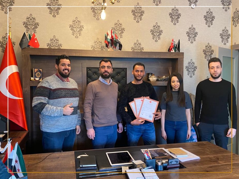 CLINTE PIC HD SIZE 1280 88855588