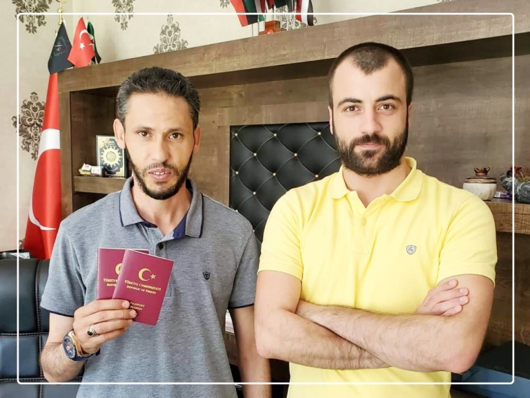 CLINTE PIC HD SIZE 1280 9608257445